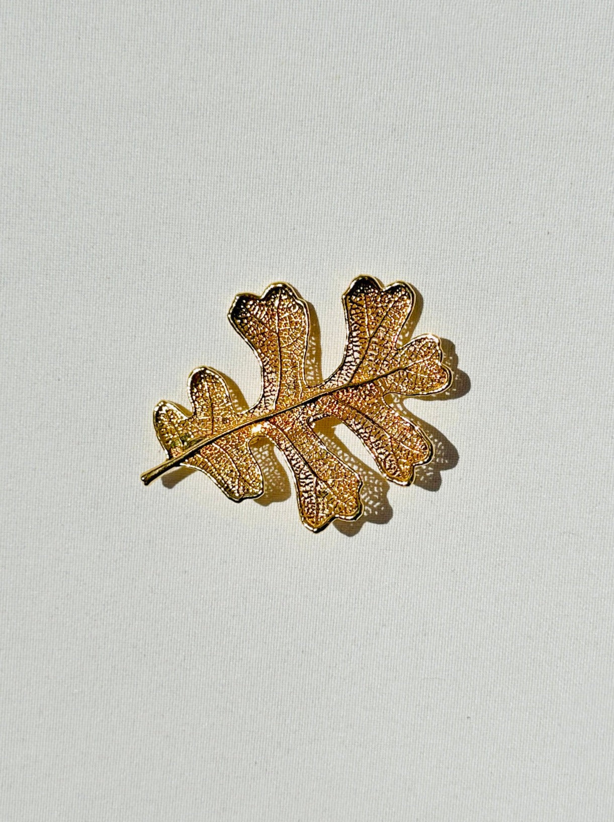 Golden Oak Leaf Brooch / Pendant